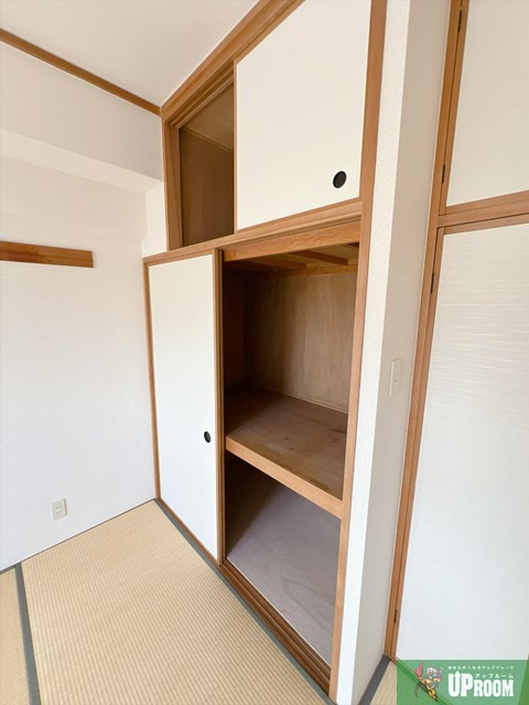 シュロス東白壁の収納