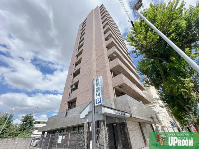シュロス東白壁の外観