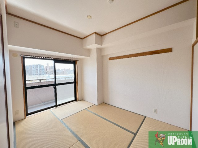 シュロス東白壁の和室