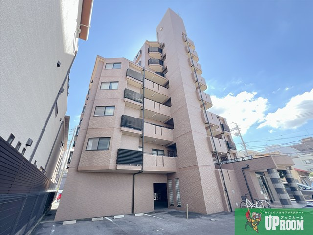 パラディ―ソ白壁の外観