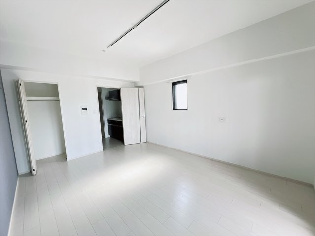 NEO JAPANESQUE出来町の居間・リビング