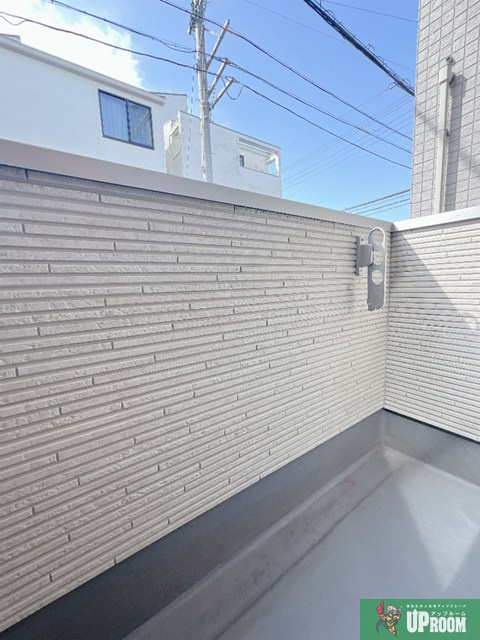 ハーモニーテラス金城町のバルコニー