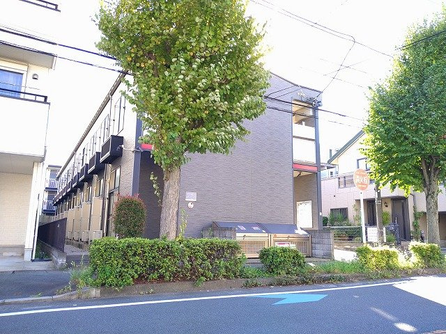 レオパレスクヴェレの外観