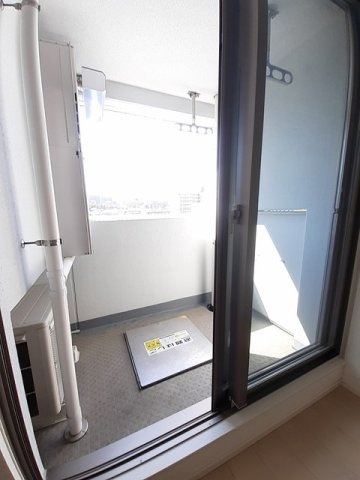 オネスティのバルコニー