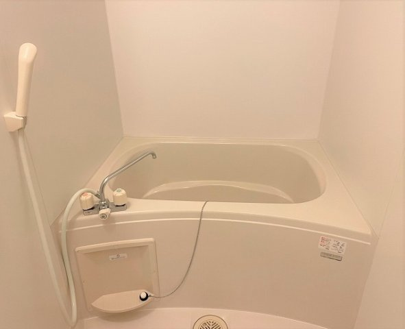 レオパレスエクレールの浴室