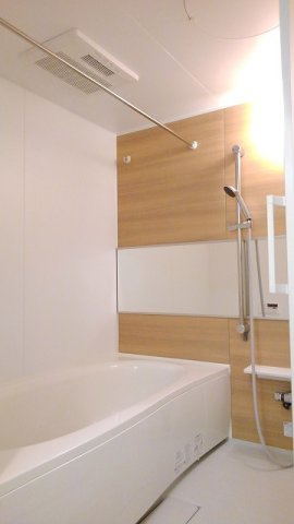 クレストガーデンⅤの浴室