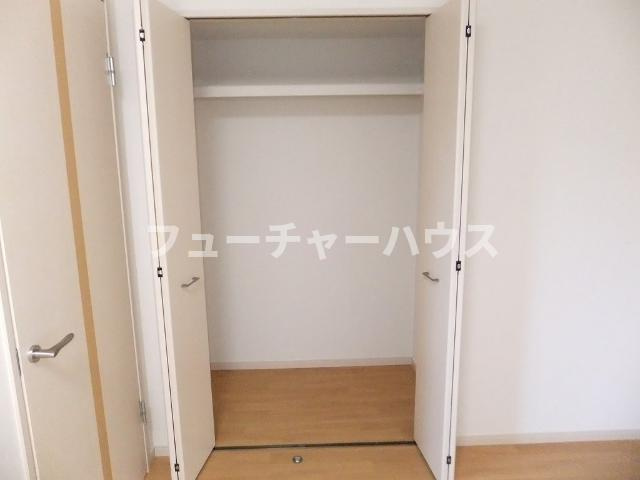 ラヴィータⅡの収納|クローゼット