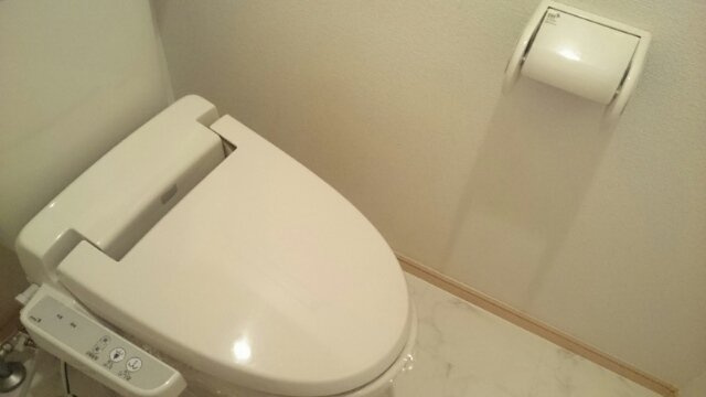 アヴニールⅡのトイレ|ゆったりとした空間のトイレです