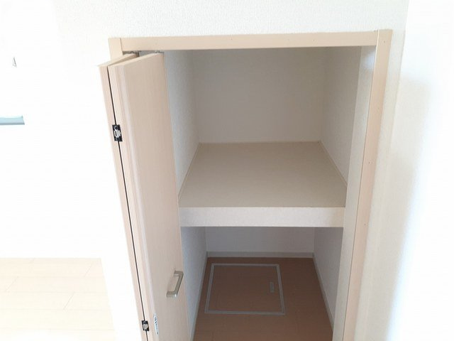 リヴェールの収納|小物を収納するのに便利です
