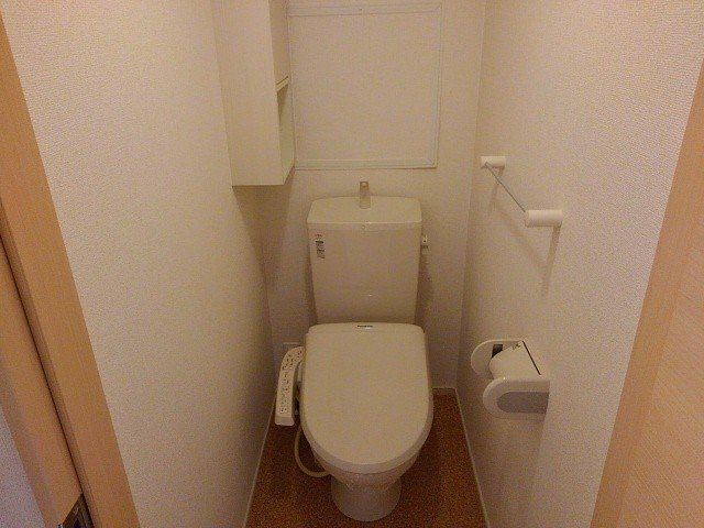 サラスバティ　Ｃのトイレ|清潔感のあるトイレです