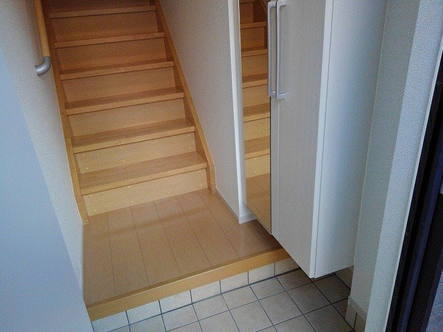 サラスバティ　Ｃの玄関|落ち着いた玄関です