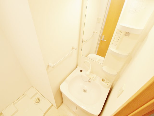 AMBITIOUS高志の洗面所