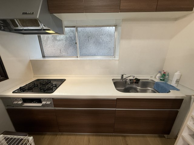 田上台　中古戸建のキッチン|キッチンでお料理をお楽しみください
