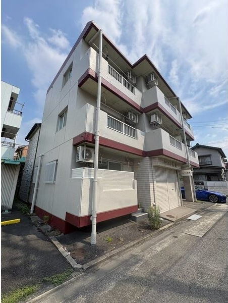 シャトレコジマの外観