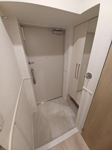 スアヴィス三ノ輪の玄関|シンプルで使いやすい玄関です