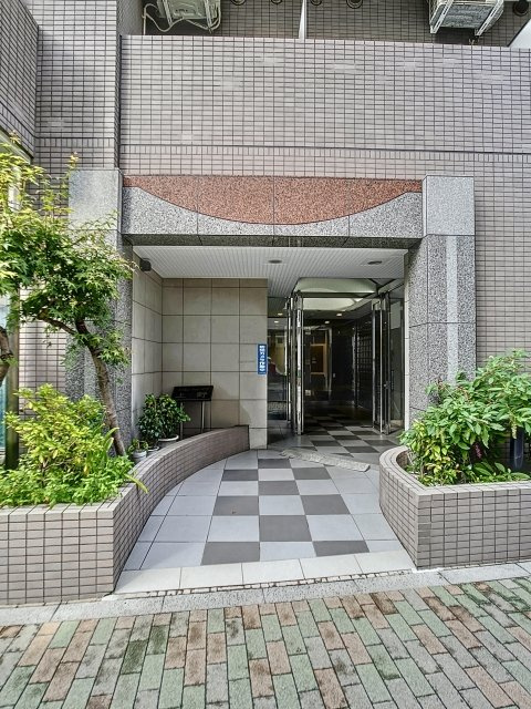 東建シティハイツ上野のエントランス|清潔なエントランスです