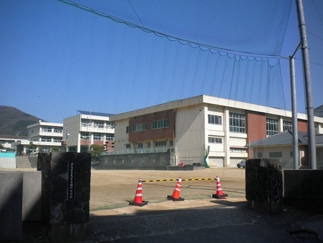 オイコス　オニロ　Ａの周辺|脇町小学校まで1800m