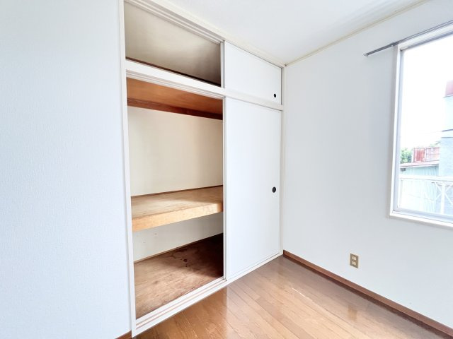 善ハイツの収納|こまごまとしたものを収納できそうですね