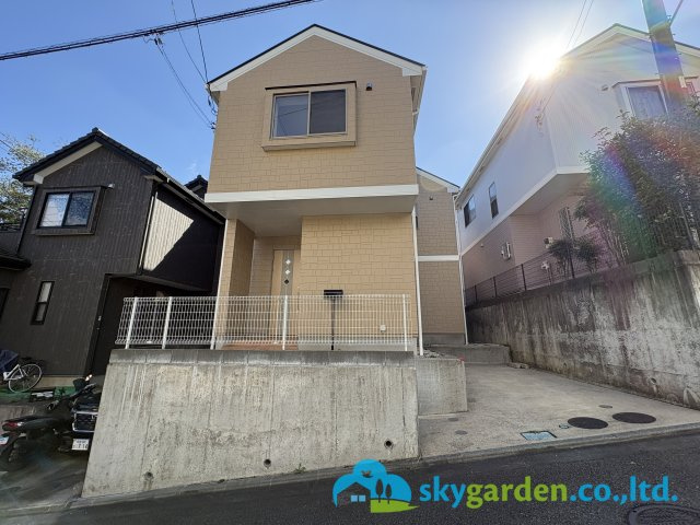 藤沢市円行１丁目　中古戸建の外観|令和8年10月8日撮影（リフォーム前）