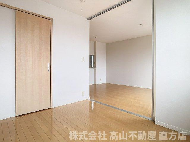 北九州市八幡西区茶屋の原２丁目のアパートの洋室