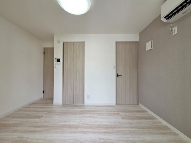 調布市下石原２丁目のアパートの居間・リビング