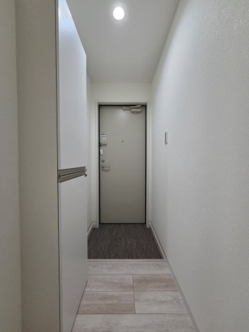 調布市下石原２丁目のアパートの玄関
