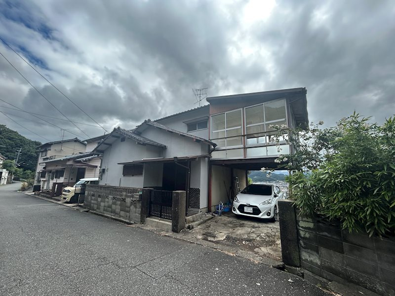 篠原貸家