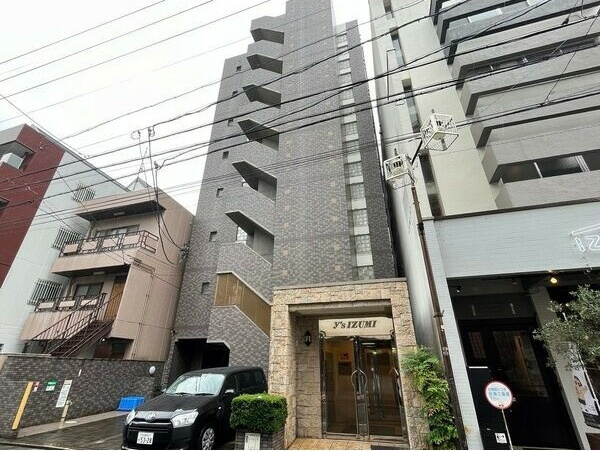 Y’sIZUMIの外観