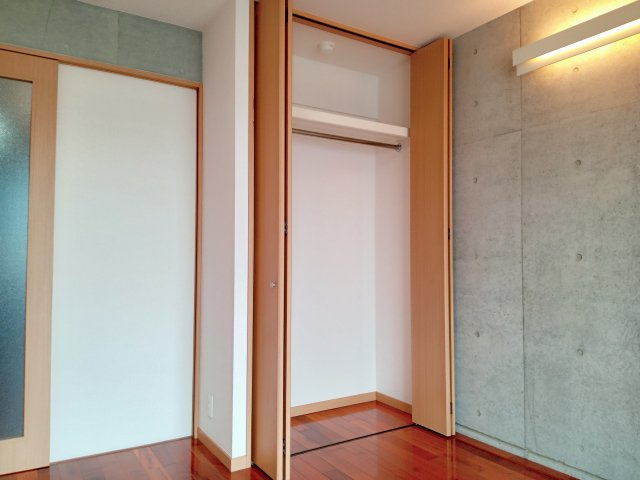 稲城市矢野口の賃貸マンションの収納