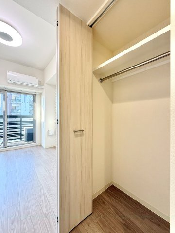 プレサンス広小路通今池の収納