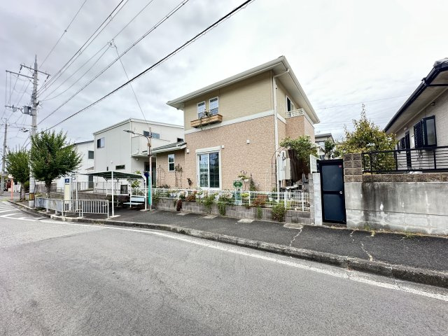 【外観】 | 和泉市鶴山台4丁目戸建 | 外観
