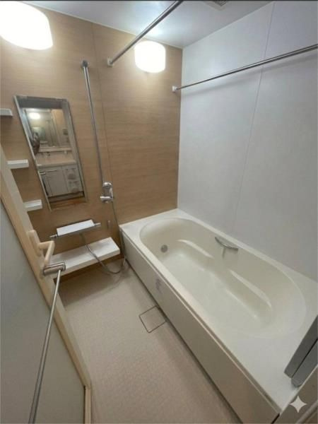 目黒本町３丁目戸建ての浴室