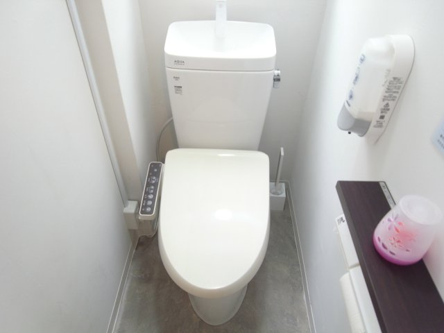 吹田市広芝町の店舗事務所