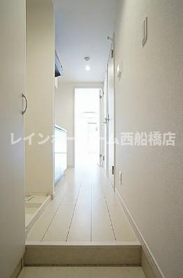 L-sa MAIHAMAの玄関