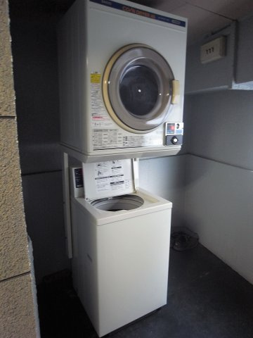 吹田市千里山月が丘の店舗事務所