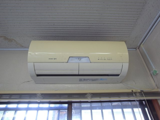 高槻市南平台１丁目の店舗事務所