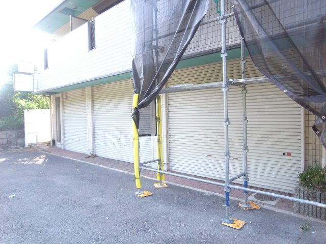 高槻市南平台１丁目の店舗事務所