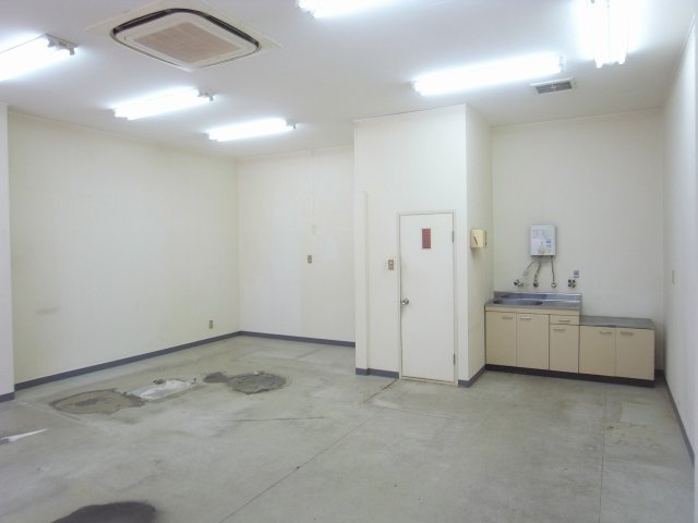 豊中市西泉丘１丁目の店舗事務所