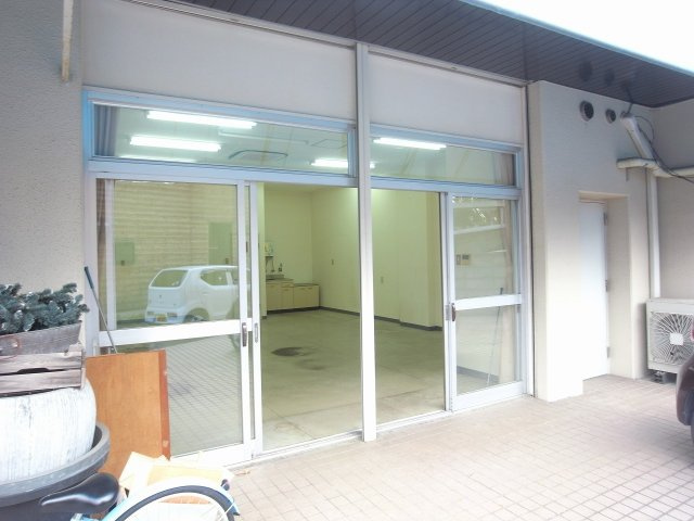 豊中市西泉丘１丁目の店舗事務所