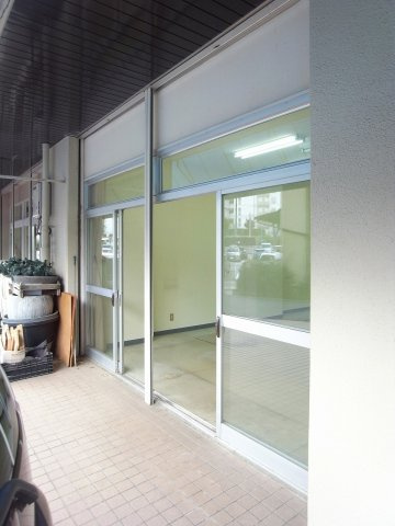 豊中市西泉丘１丁目の店舗事務所