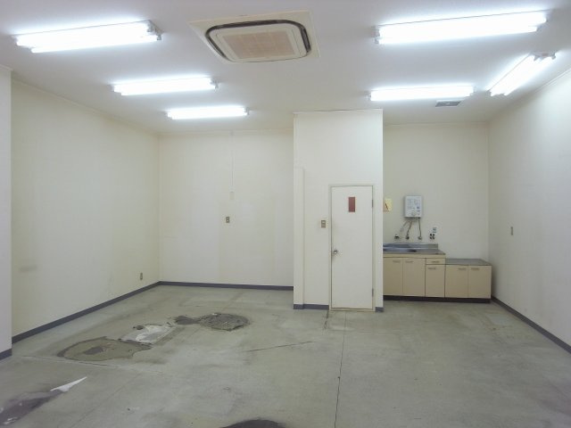 豊中市西泉丘１丁目の店舗事務所