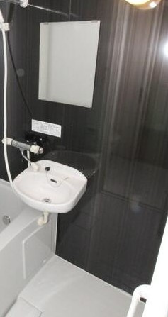 川崎市多摩区菅２丁目のアパートの洗面所
