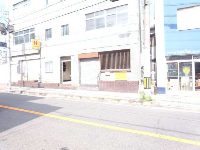茨木市春日４丁目の店舗事務所