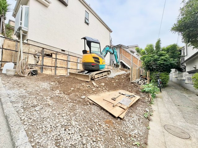 大田区上池台5丁目　新築戸建の外観|2026.08.30撮影

現地ご見学希望・資料請求などお気軽にお問い合わせ下さい！
03-5990-5201