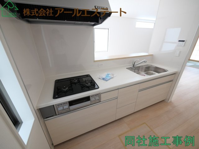 加古川市西神吉町岸 第5　　JR「宝殿駅」徒歩17分のキッチン|同社施工事例