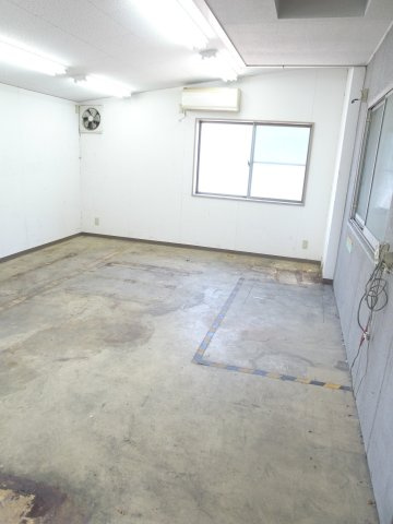 大阪市淀川区加島３丁目の店舗事務所