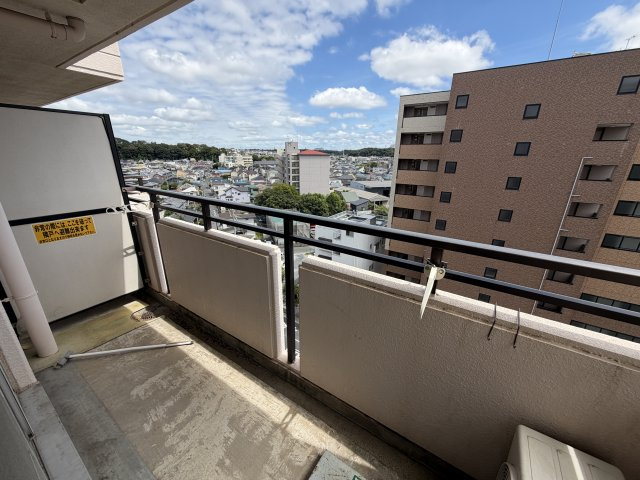 モンシャトー松戸のエントランス