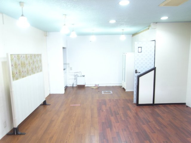 茨木市大池２丁目の店舗事務所