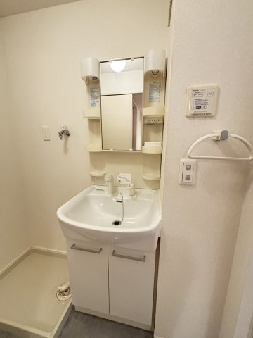 クレールB棟の洗面所