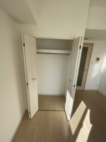川崎市麻生区万福寺３丁目の賃貸マンションの収納